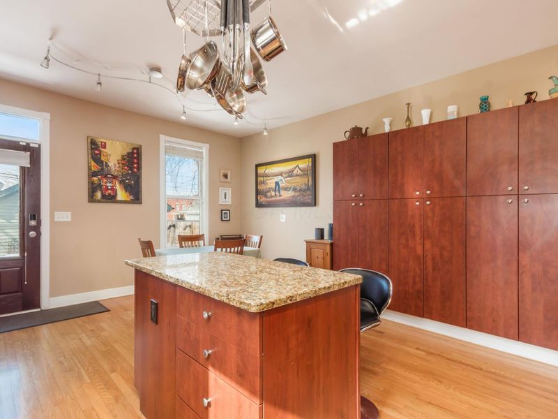 971 N 6th Street, Columbus, OH 43201 Photo 13