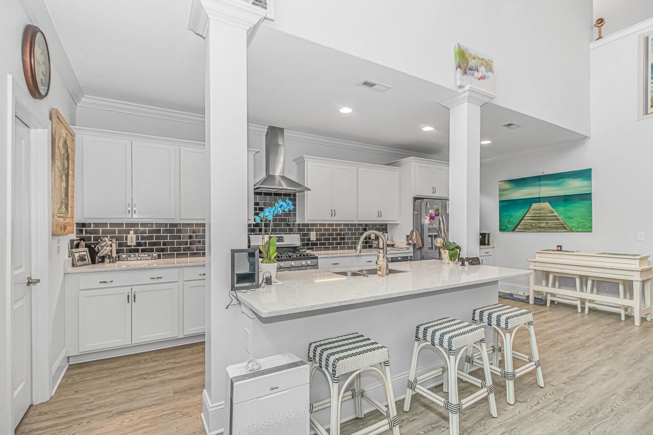 936 Shipmaster Ave. Photo 10