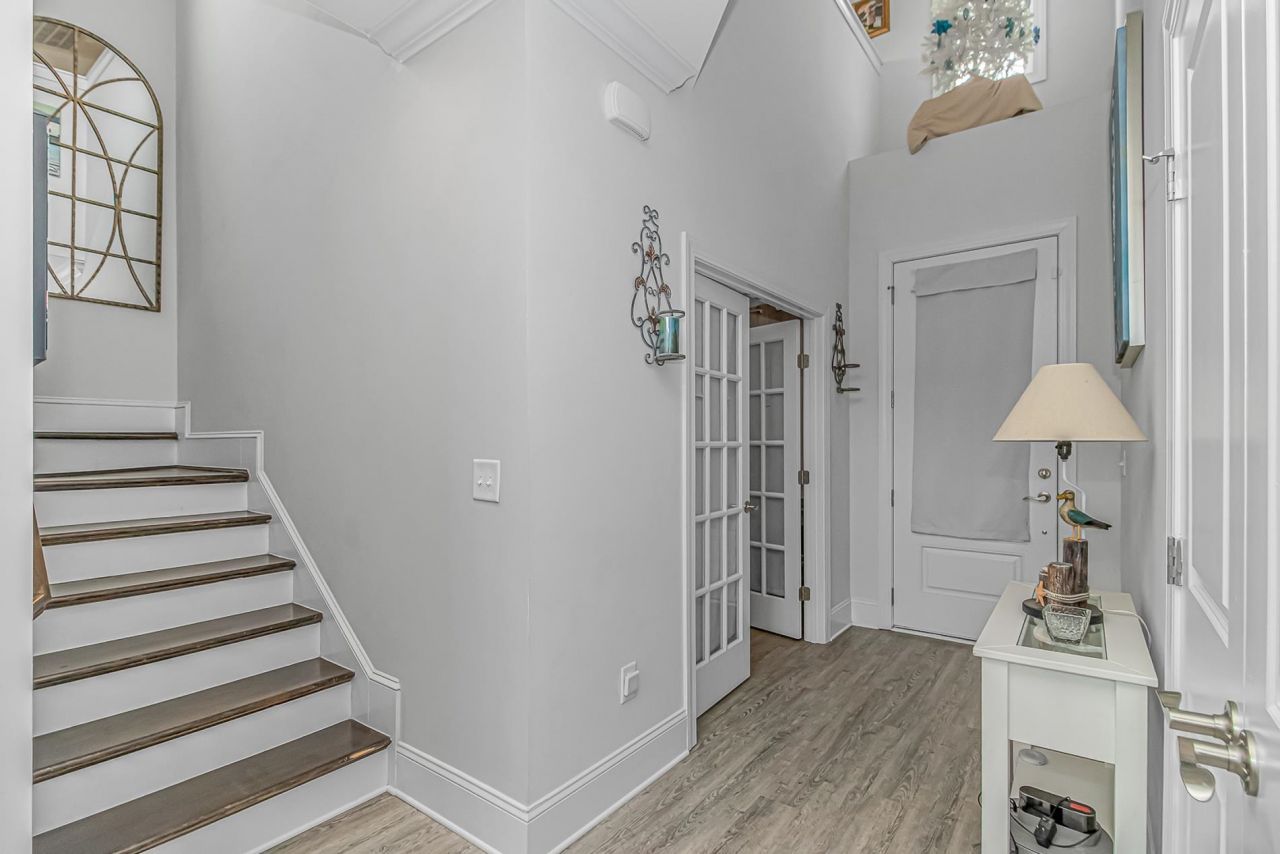 936 Shipmaster Ave. Photo 6