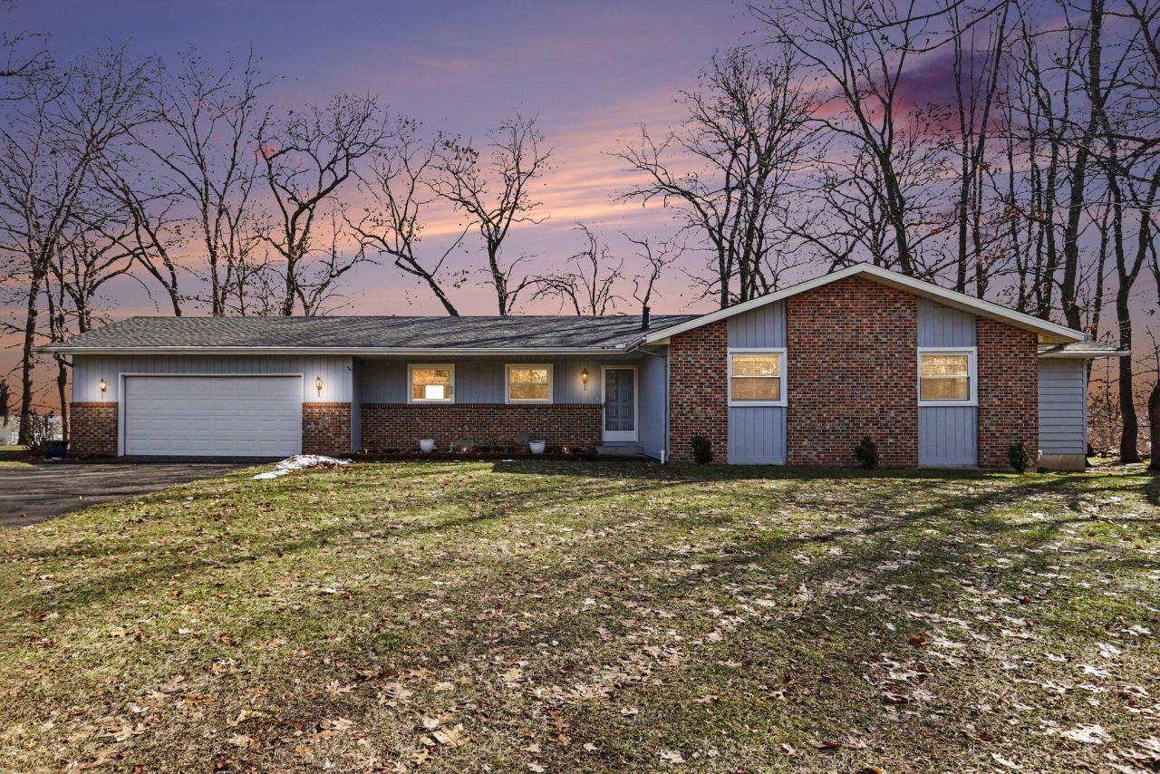 1520 Jo Fran Drive, Vicksburg, MI 49097 Main Photo