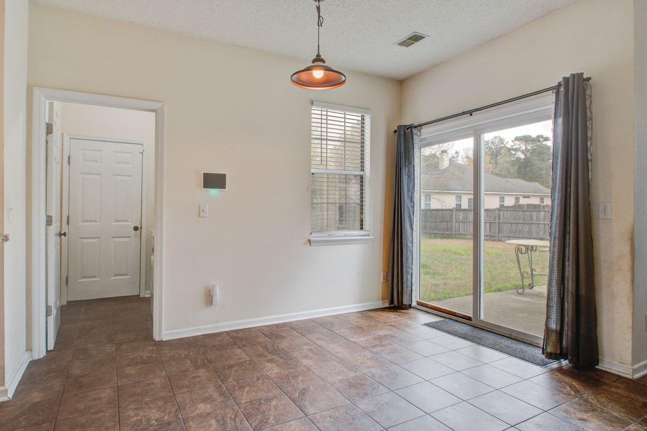 5412 Crosland Court Photo 13