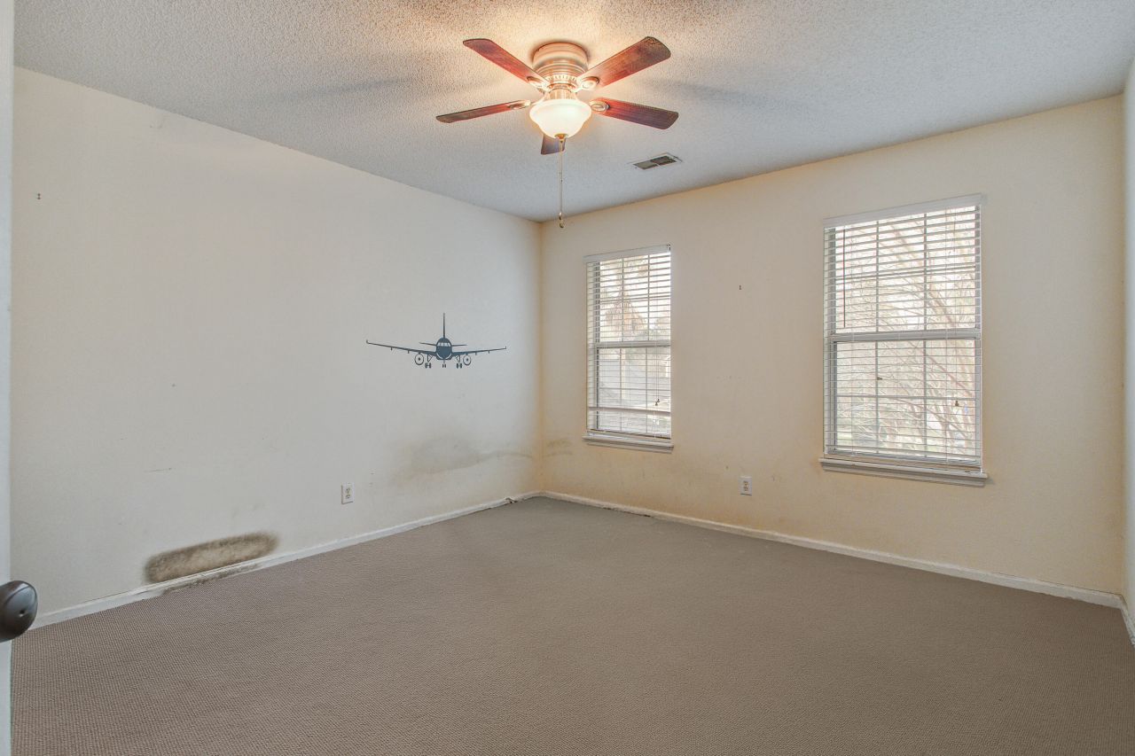 5412 Crosland Court Photo 27