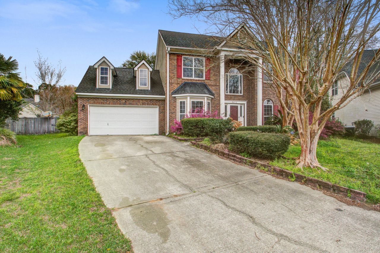 5412 Crosland Court Photo 3