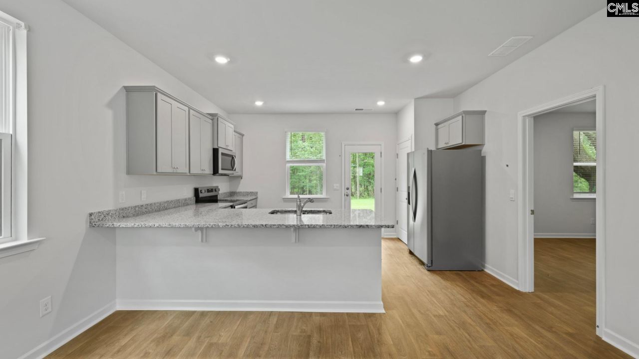 164 Stamford Road  Photo 4