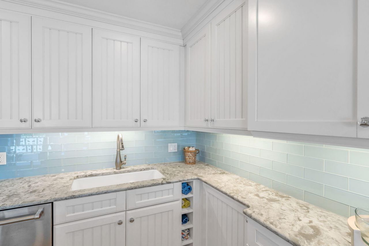 755 W Ocean Drive, Unit 7, Key Colony, FL 33051 Photo