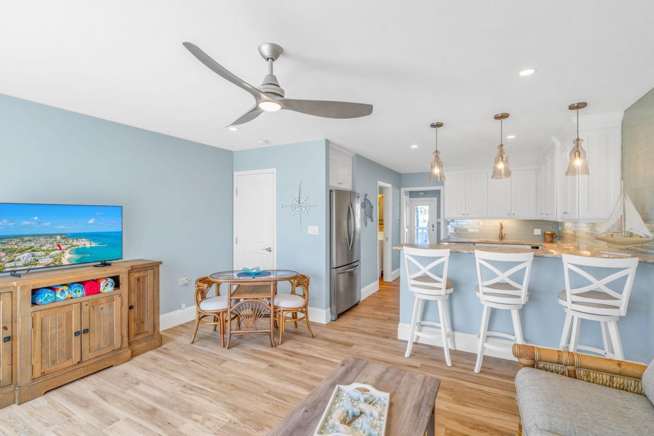 755 W Ocean Drive, Unit 7, Key Colony, FL 33051 Photo