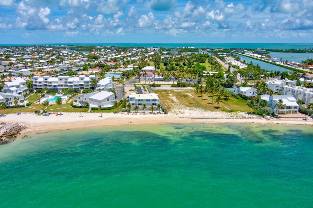 755 W Ocean Drive, Unit 7, Key Colony, FL 33051 Photo