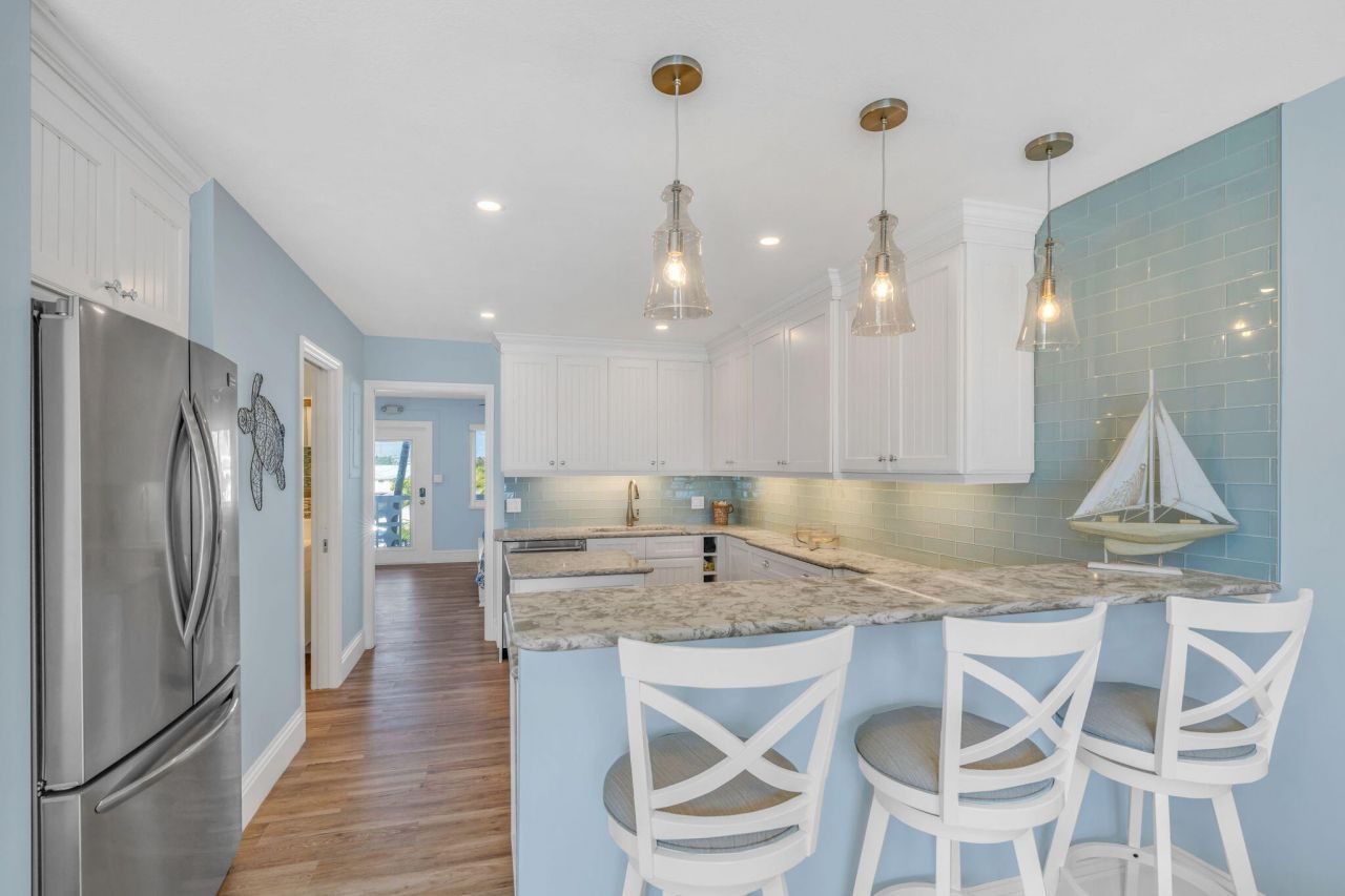 755 W Ocean Drive, Unit 7, Key Colony, FL 33051 Photo