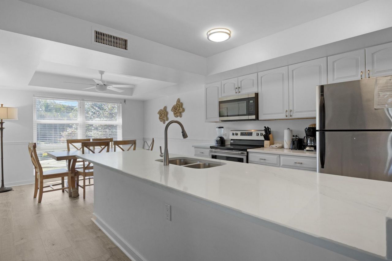 8204 Marina Villas Drive, Duck, FL 33050 Photo