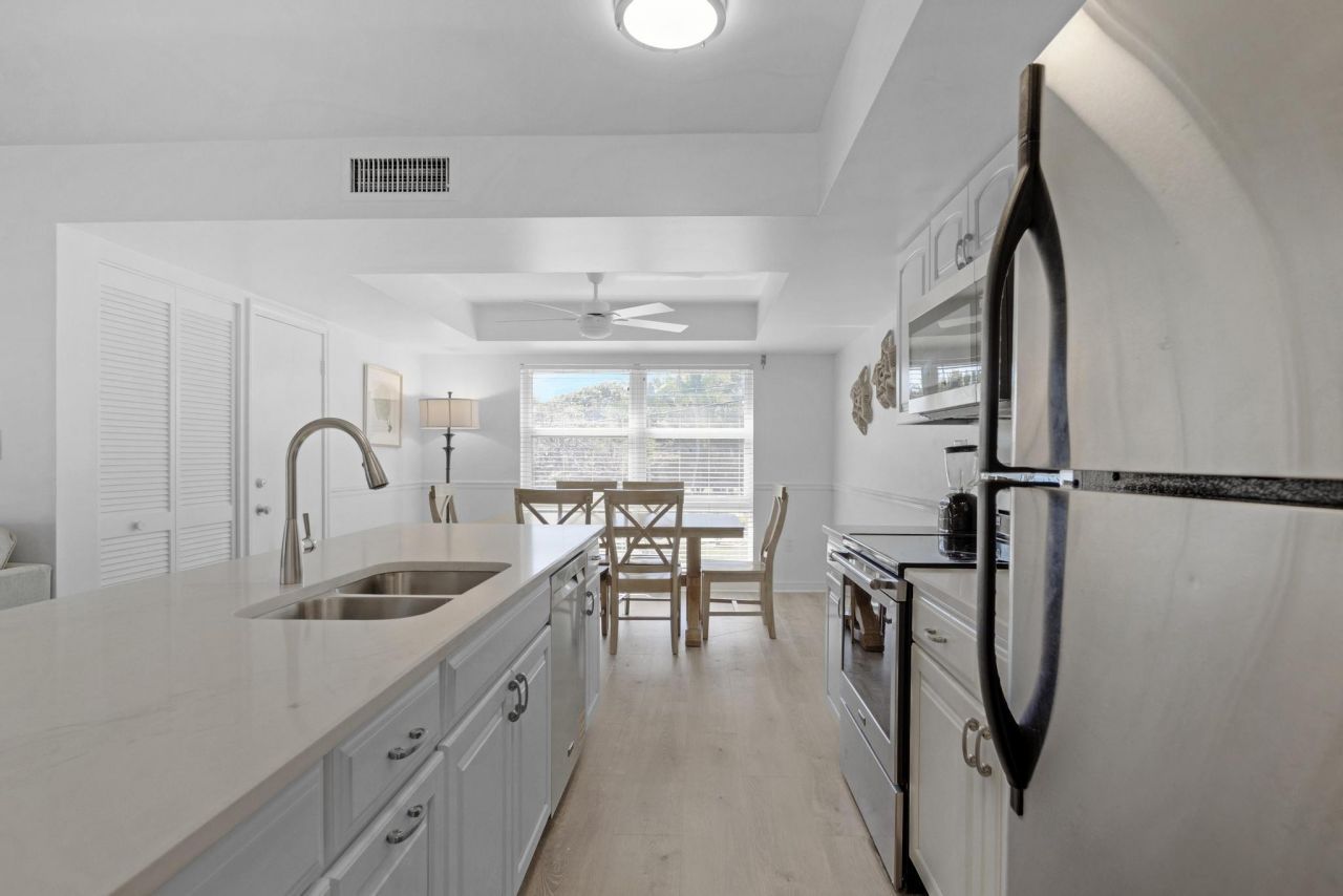 8204 Marina Villas Drive, Duck, FL 33050 Photo