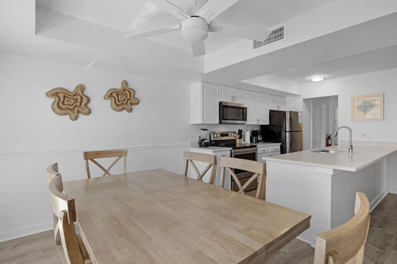 8204 Marina Villas Drive, Duck, FL 33050 Photo