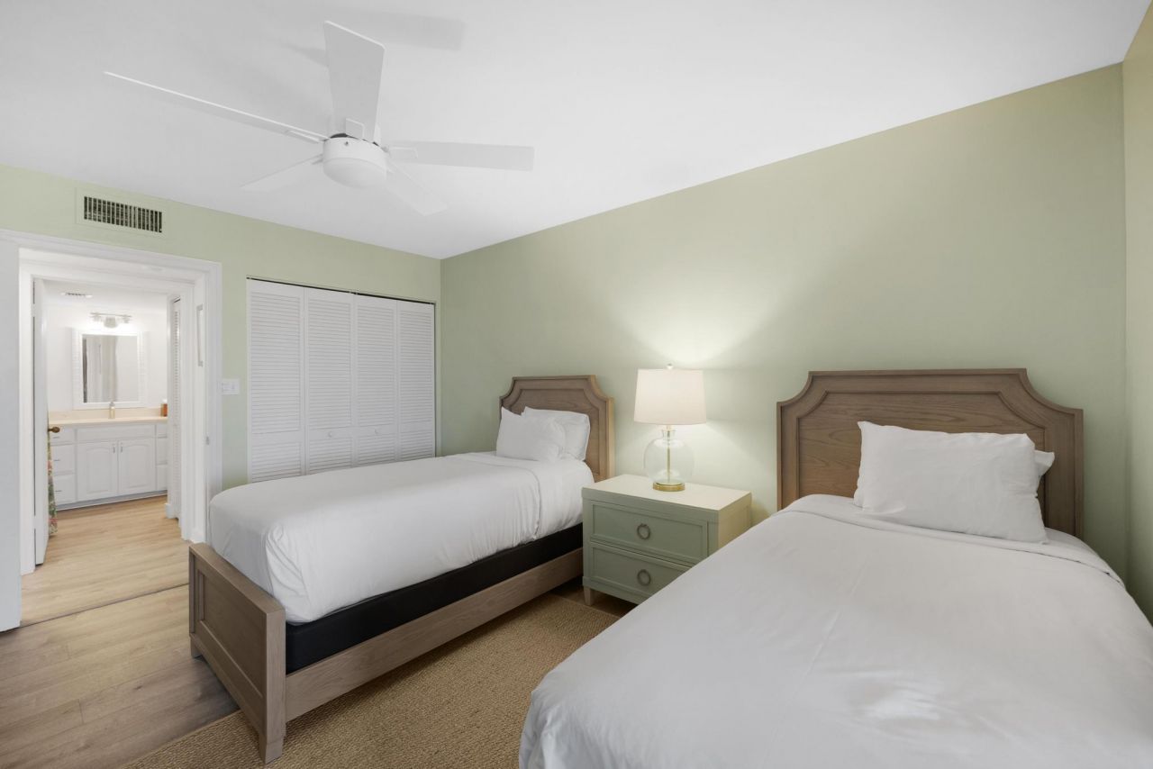 8204 Marina Villas Drive, Duck, FL 33050 Photo