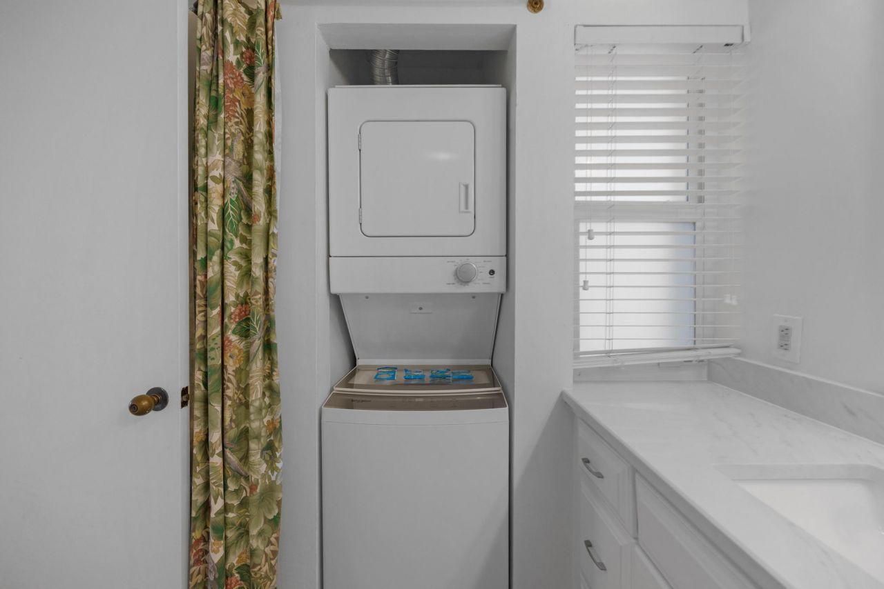 8204 Marina Villas Drive, Duck, FL 33050 Photo