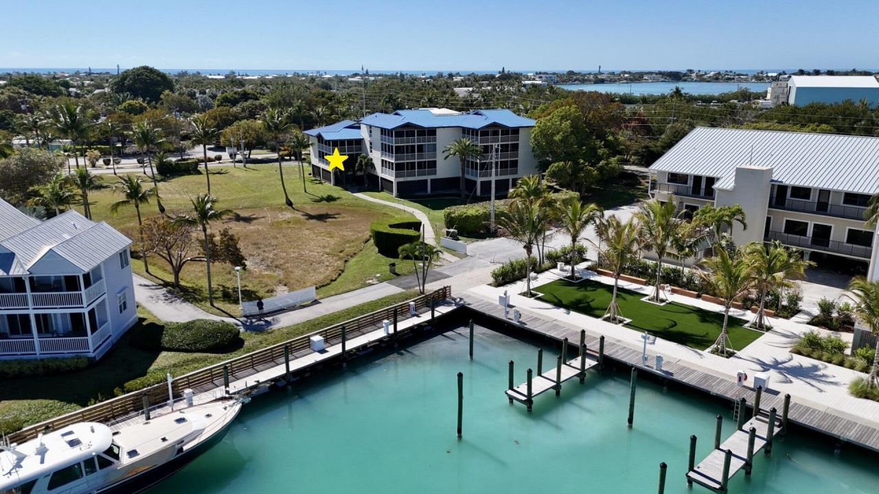 8204 Marina Villas Drive, Duck, FL 33050 Photo