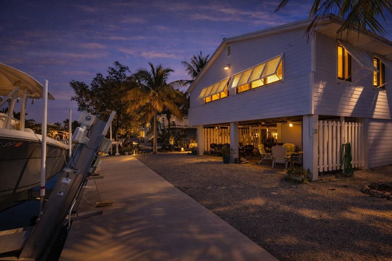 27369 Saint Vincent Lane, Ramrod, FL 33042 Photo