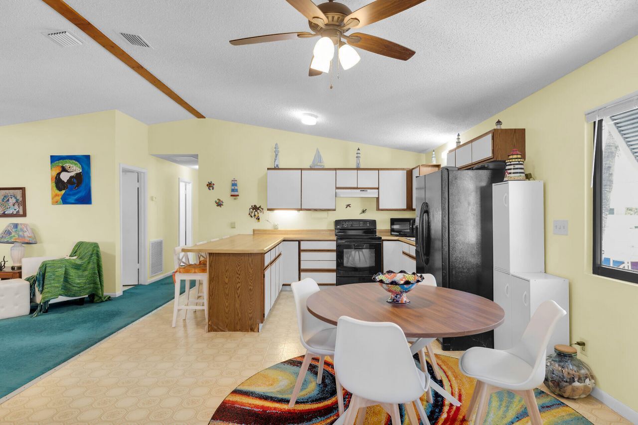 27369 Saint Vincent Lane, Ramrod, FL 33042 Photo