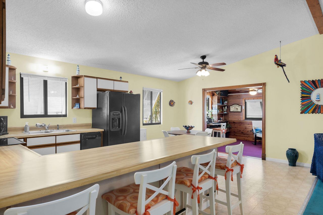 27369 Saint Vincent Lane, Ramrod, FL 33042 Photo