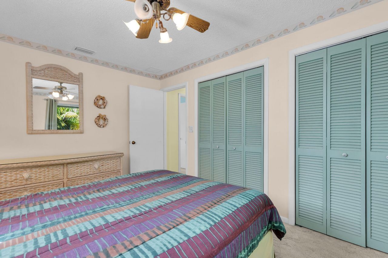 27369 Saint Vincent Lane, Ramrod, FL 33042 Photo