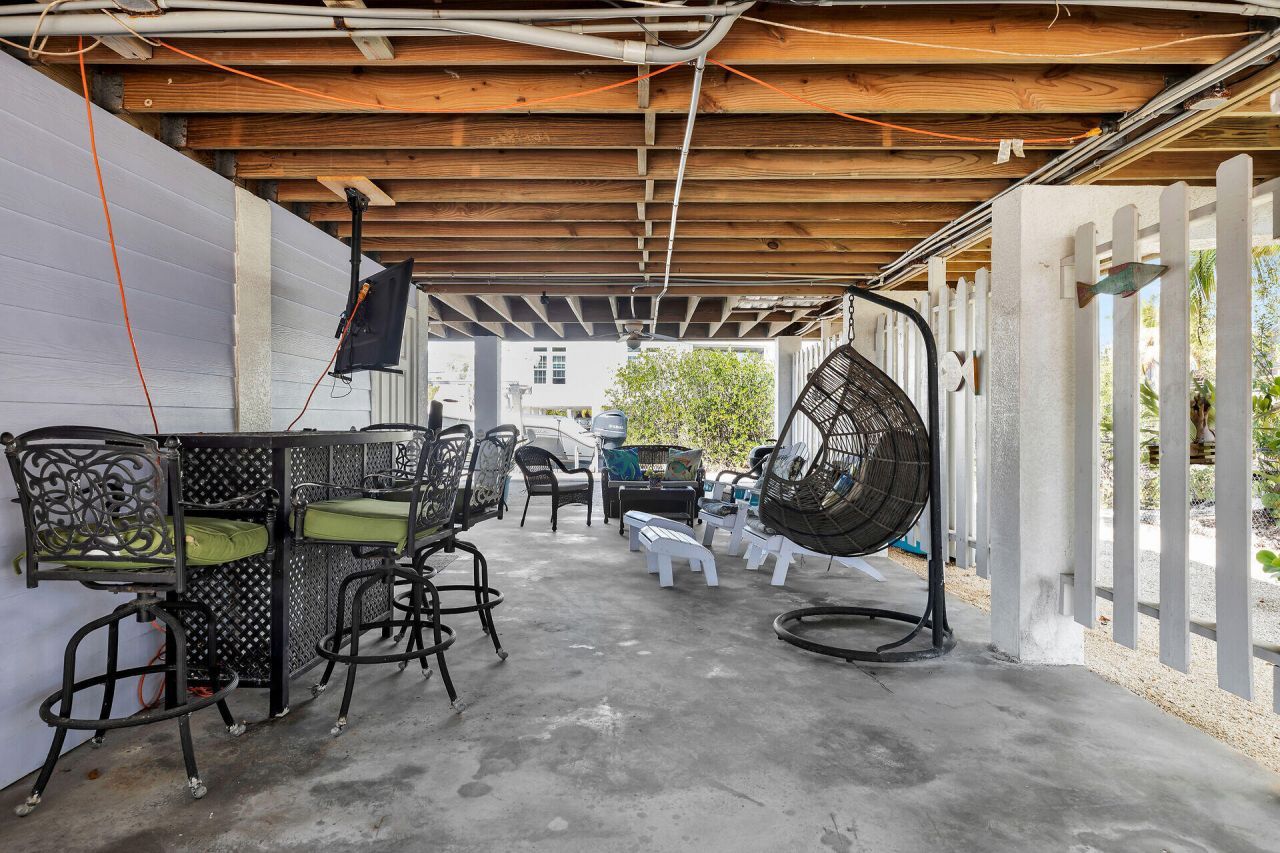 27369 Saint Vincent Lane, Ramrod, FL 33042 Photo