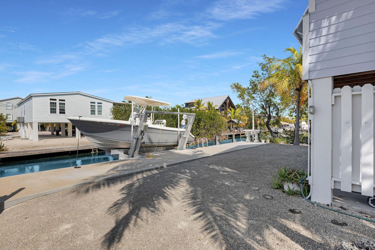 27369 Saint Vincent Lane, Ramrod, FL 33042 Photo