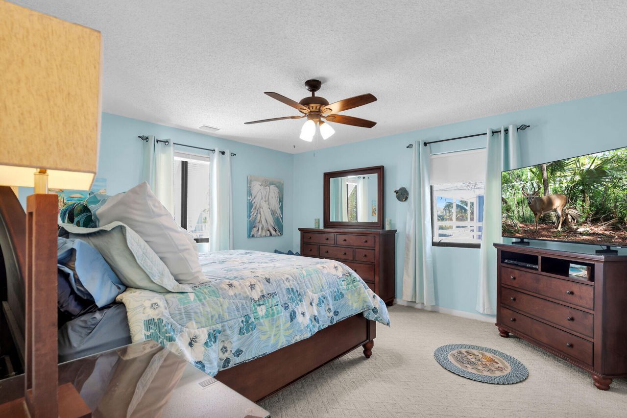 27369 Saint Vincent Lane, Ramrod, FL 33042 Photo