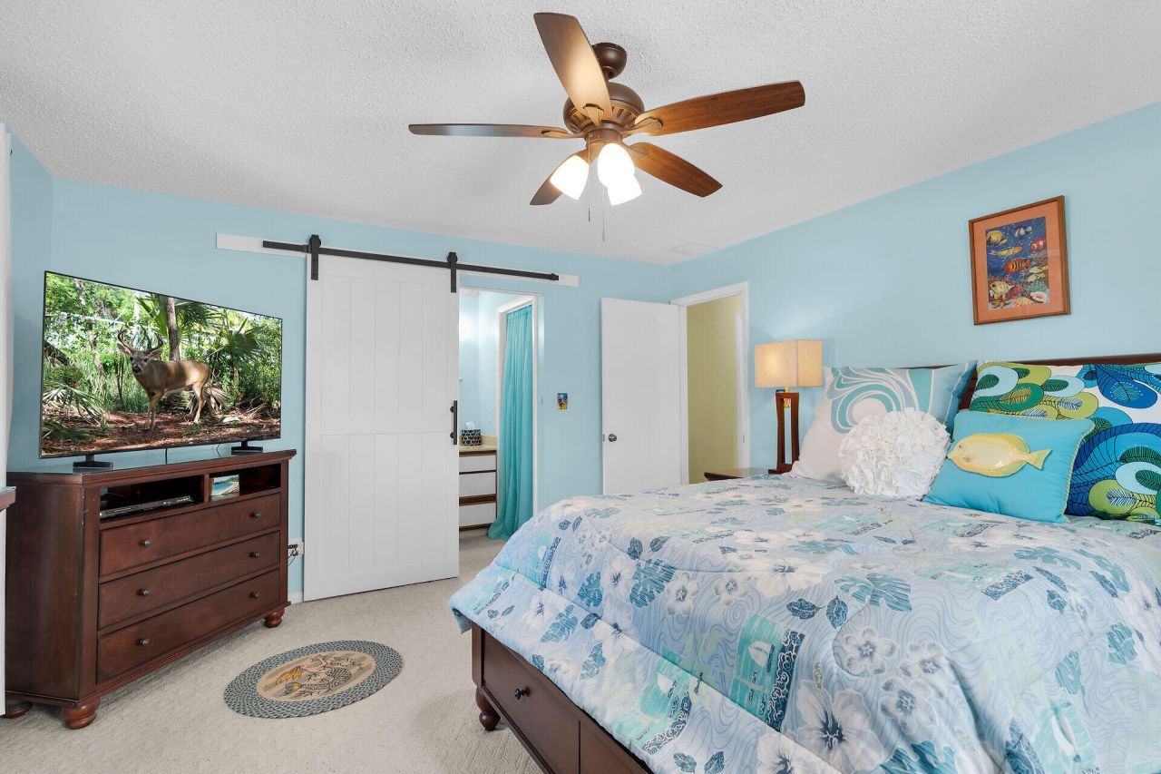 27369 Saint Vincent Lane, Ramrod, FL 33042 Photo