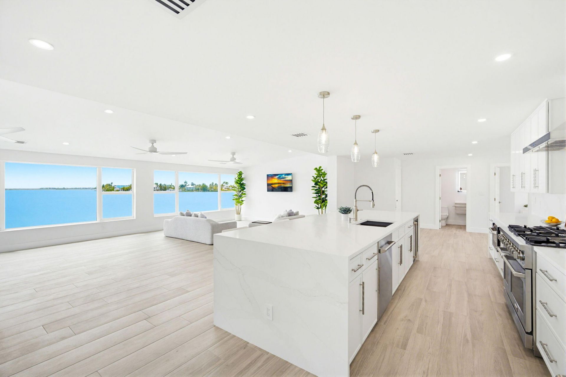 17015 W Wahoo Lane, Sugarloaf, FL 33042 Photo