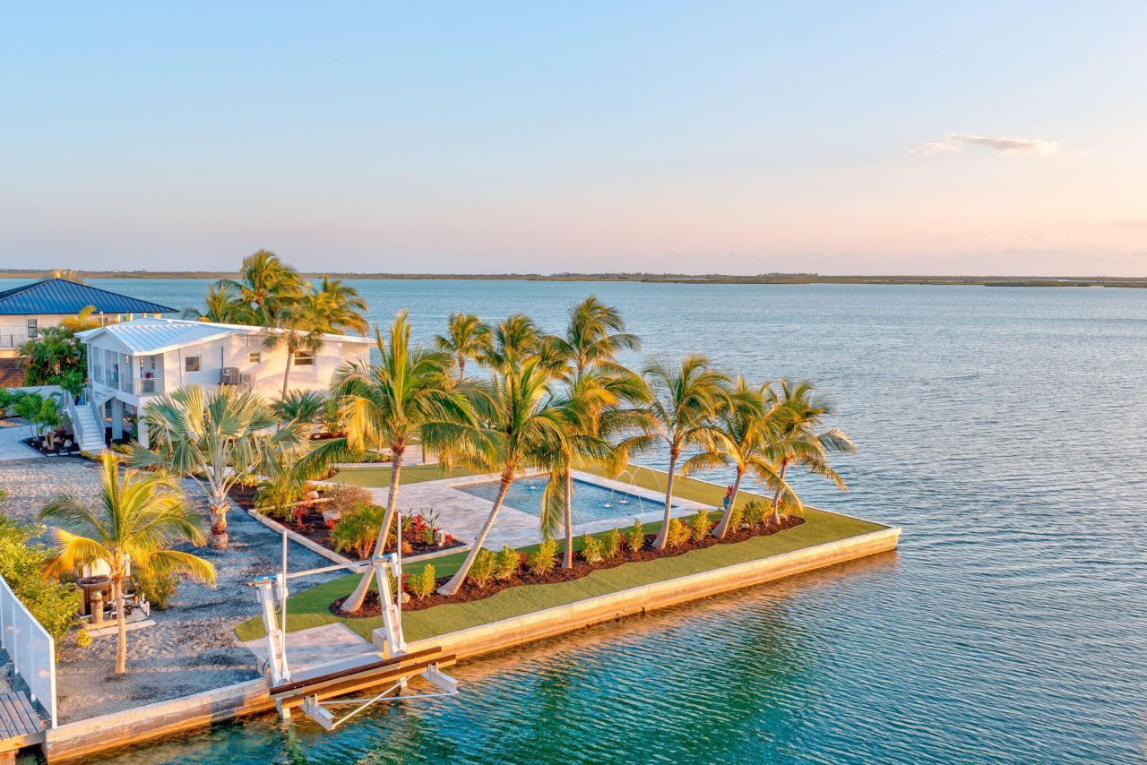 17015 W Wahoo Lane, Sugarloaf, FL 33042 Photo