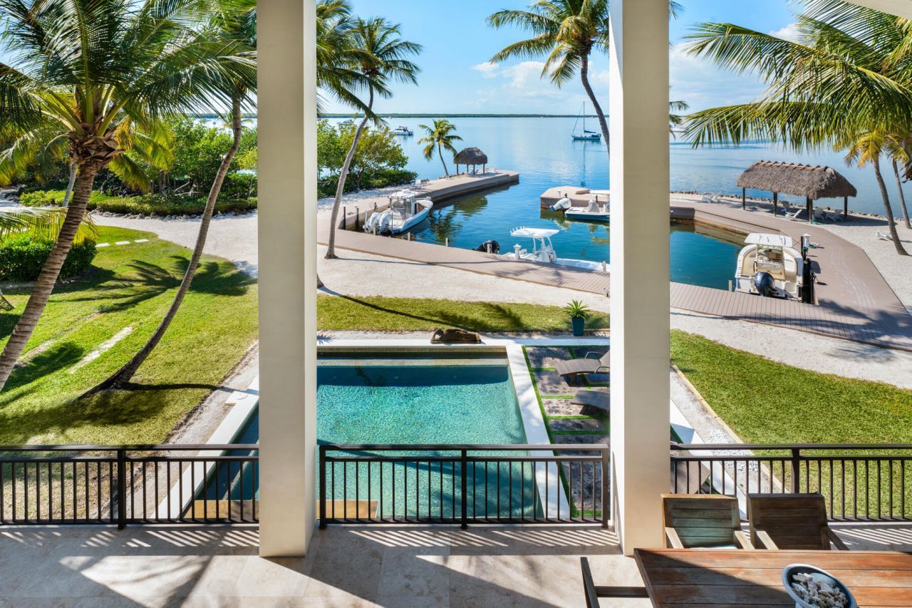 101954 Overseas Highway, Key Largo, FL 33037 Photo