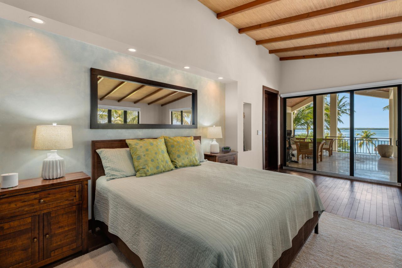 101954 Overseas Highway, Key Largo, FL 33037 Photo