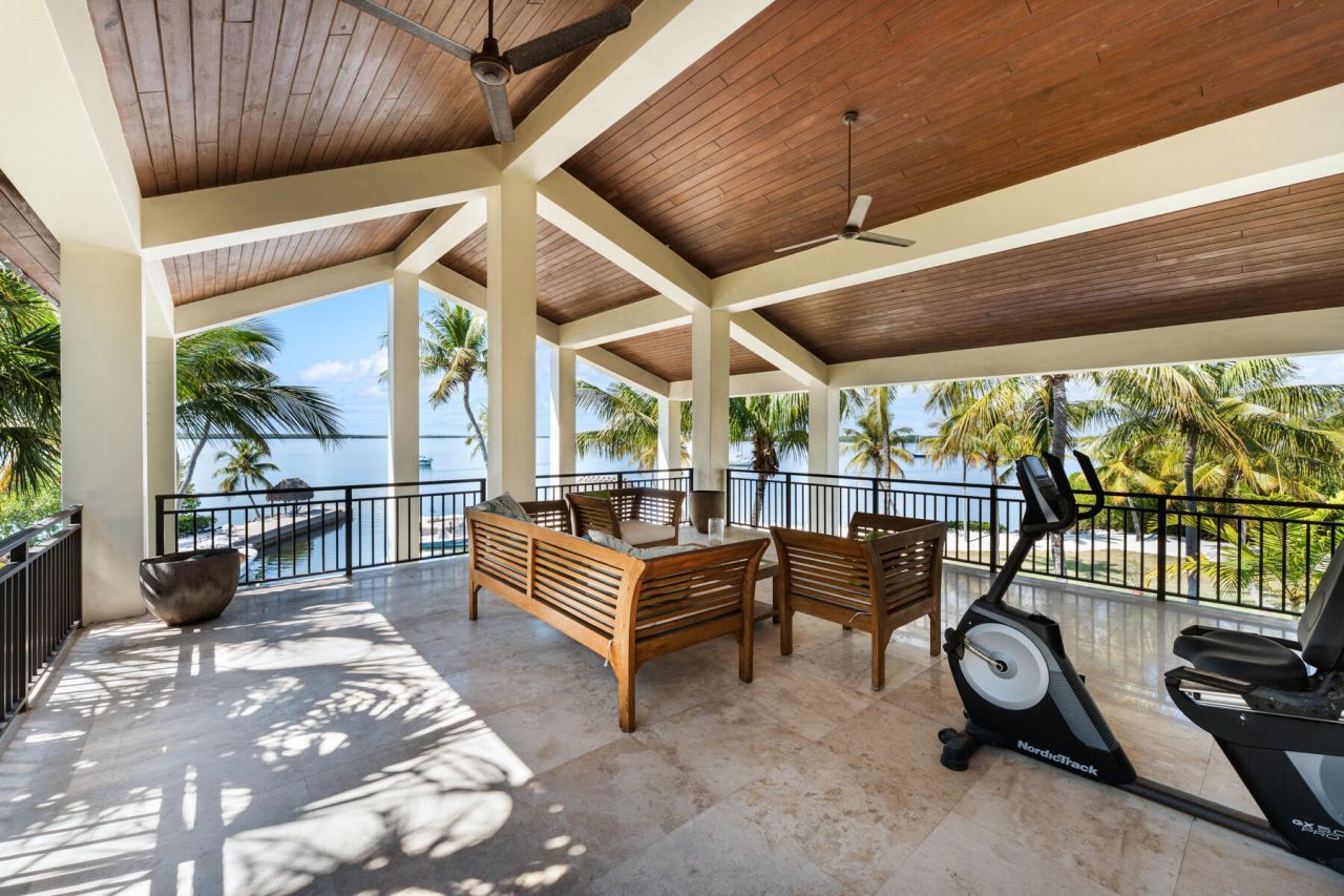 101954 Overseas Highway, Key Largo, FL 33037 Photo