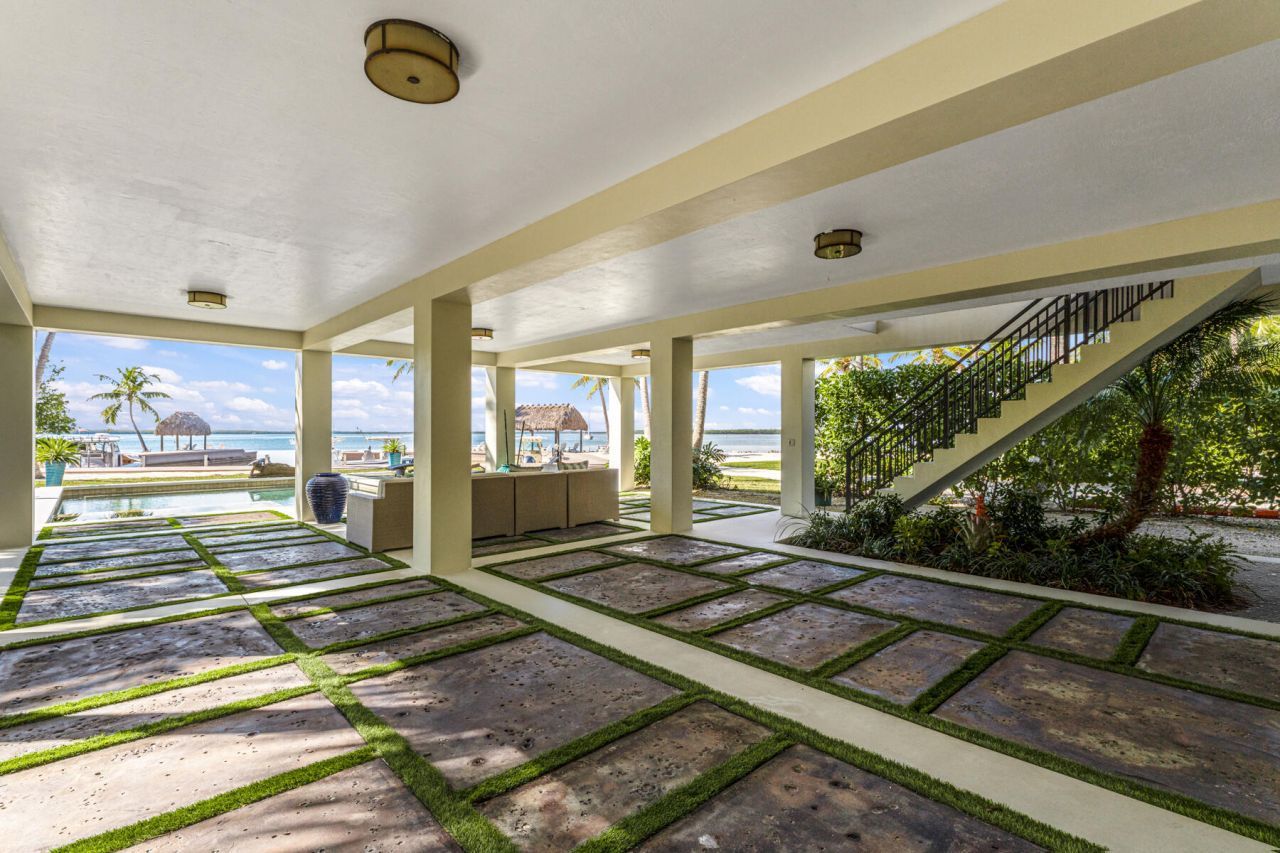 101954 Overseas Highway, Key Largo, FL 33037 Photo