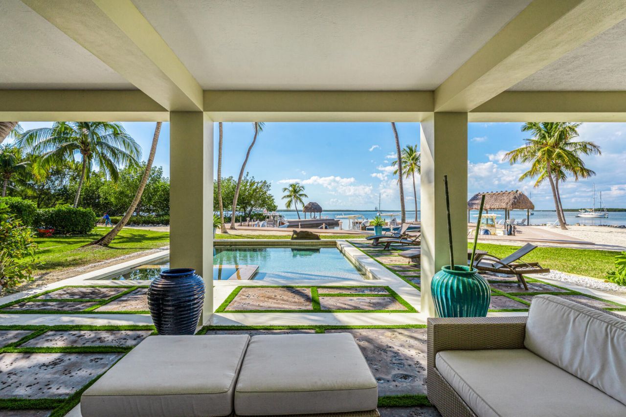 101954 Overseas Highway, Key Largo, FL 33037 Photo