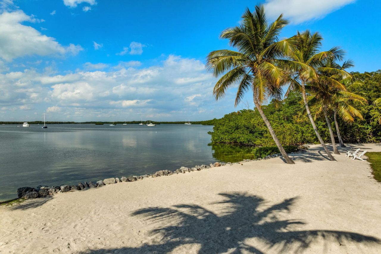 101954 Overseas Highway, Key Largo, FL 33037 Photo