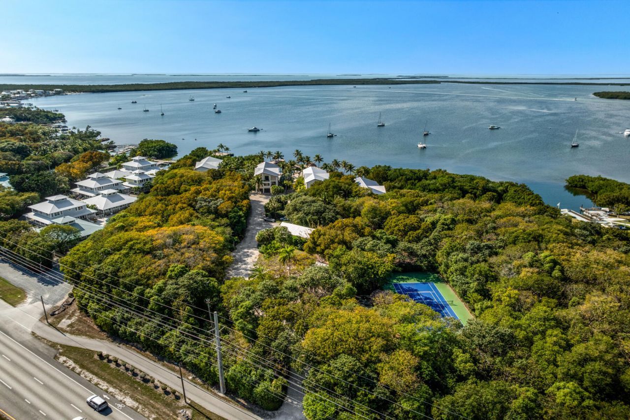 101954 Overseas Highway, Key Largo, FL 33037 Photo