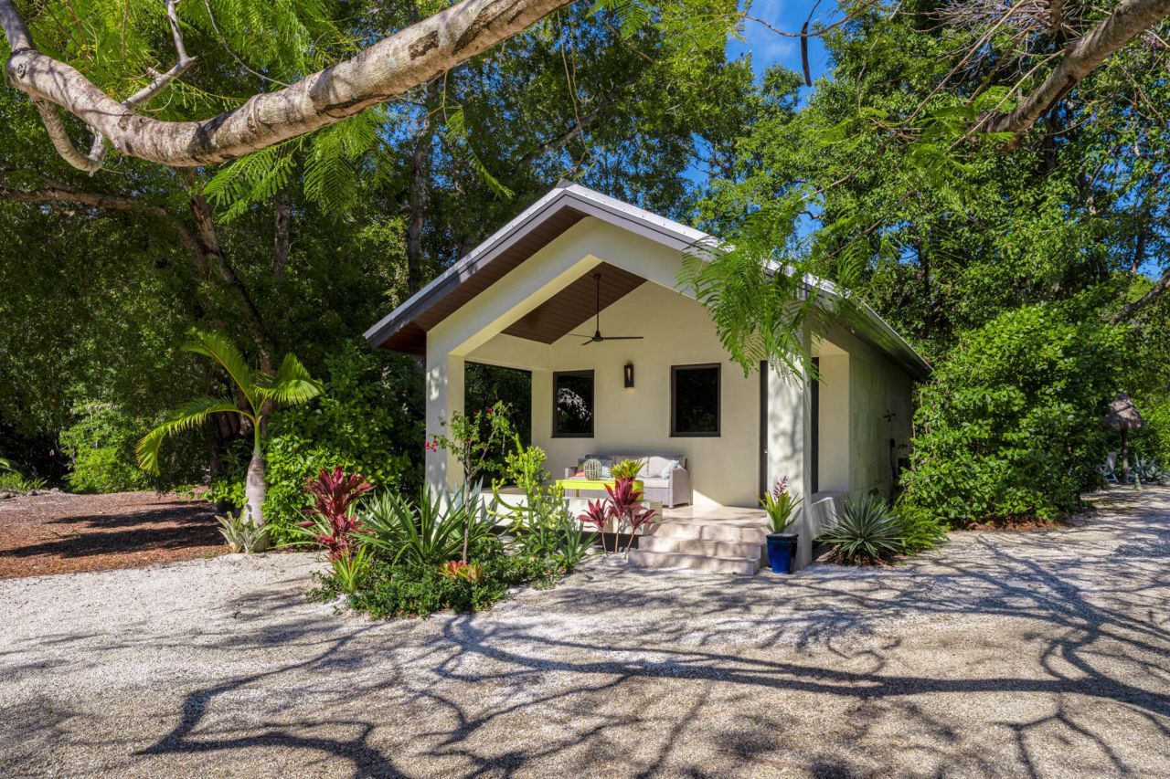 101954 Overseas Highway, Key Largo, FL 33037 Photo