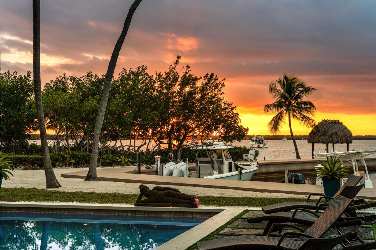 101954 Overseas Highway, Key Largo, FL 33037 Photo