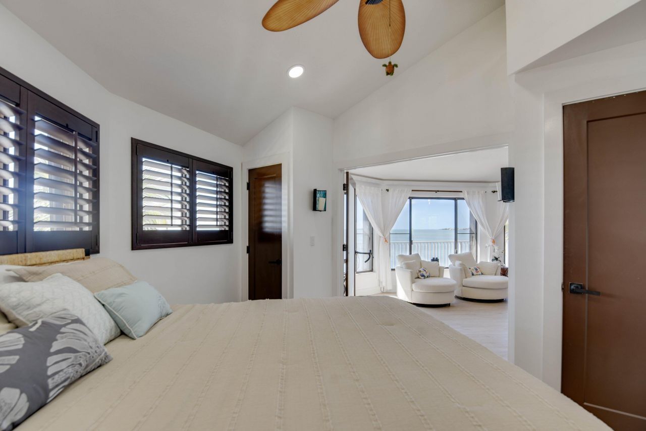 24266 W Caribbean Drive, Summerland Key, FL 33042 Photo