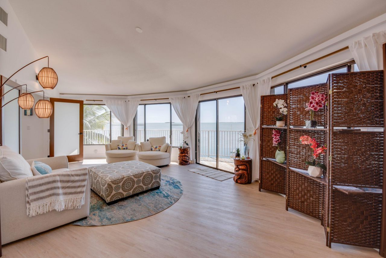 24266 W Caribbean Drive, Summerland Key, FL 33042 Photo