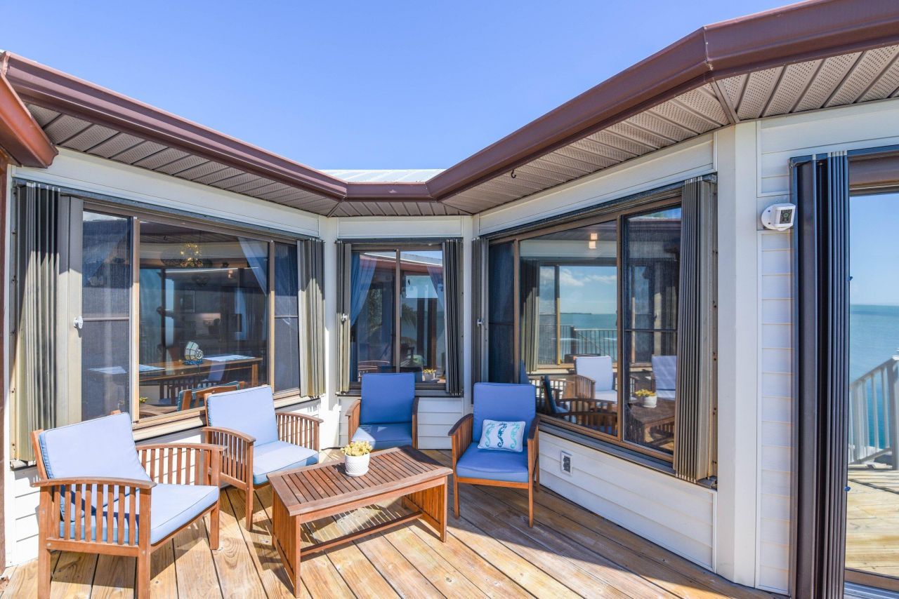 24266 W Caribbean Drive, Summerland Key, FL 33042 Photo