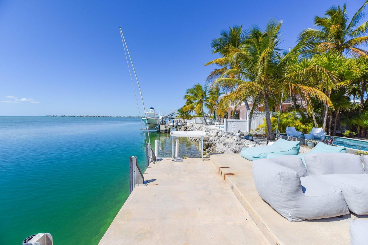 24266 W Caribbean Drive, Summerland Key, FL 33042 Photo