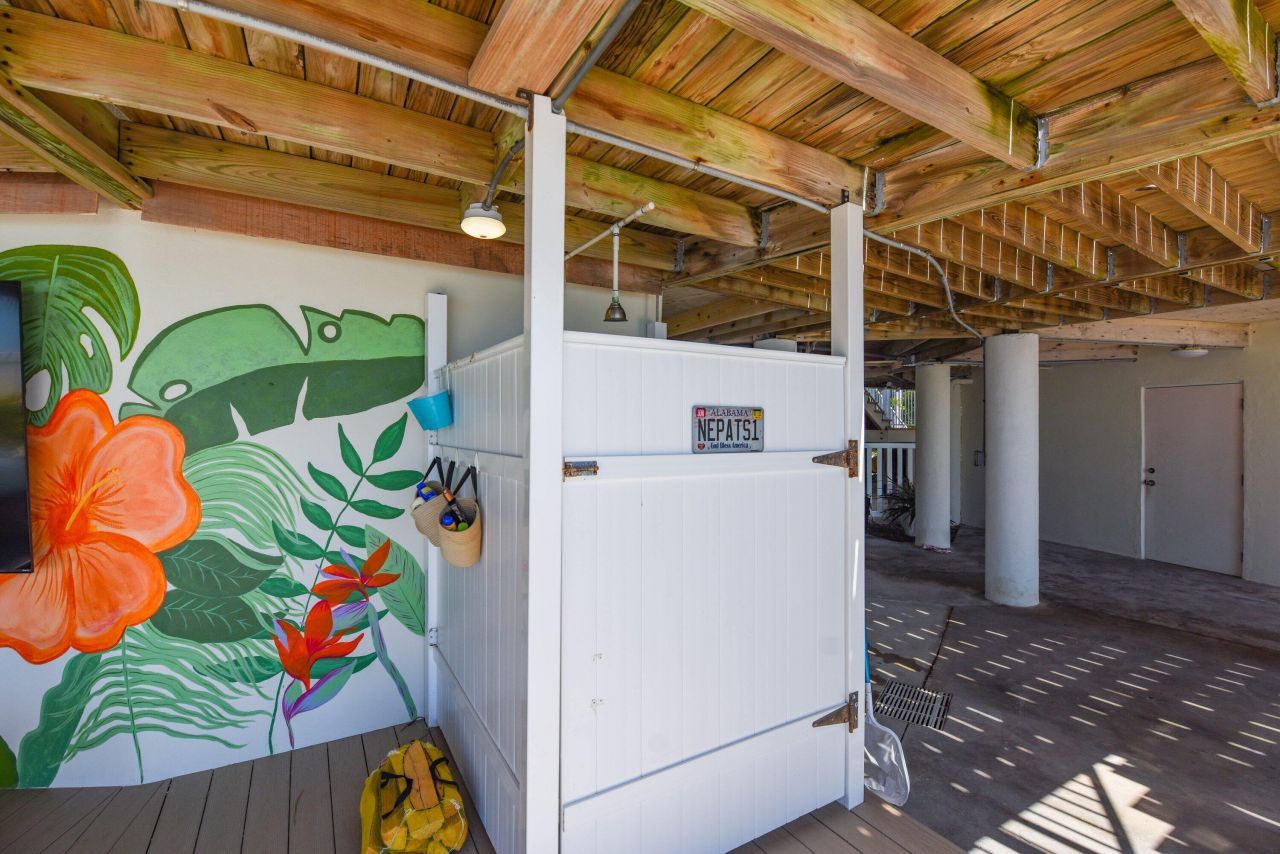 24266 W Caribbean Drive, Summerland Key, FL 33042 Photo