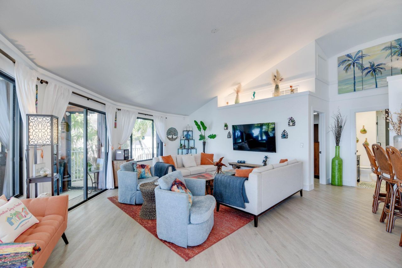 24266 W Caribbean Drive, Summerland Key, FL 33042 Photo