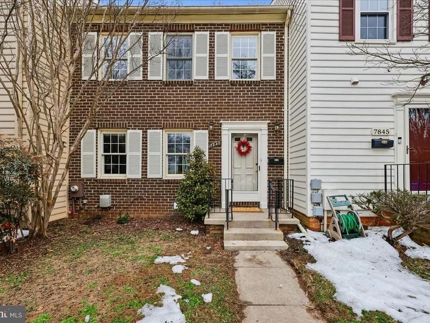 7847 Heatherton Lane, Rockville, MD 20854 Main Photo