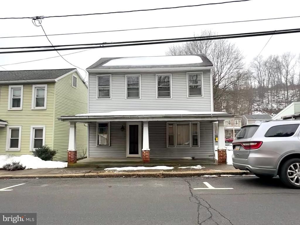 627 N Garfield Avenue, Schuylkill Haven, PA 17972 Main Photo