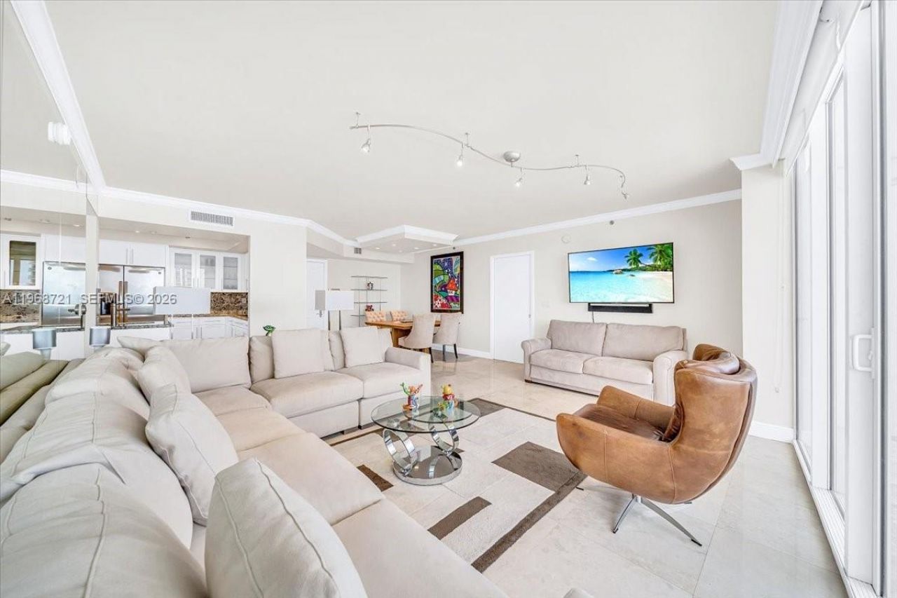 18911 Collins Ave, Unit 1903, Sunny Isles Beach, FL 33160 Photo