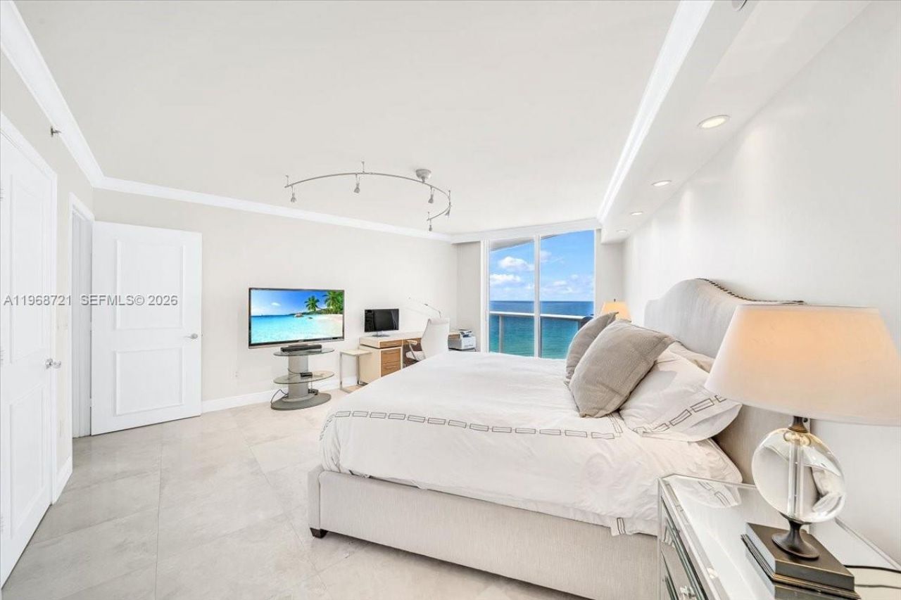 18911 Collins Ave, Unit 1903, Sunny Isles Beach, FL 33160 Photo