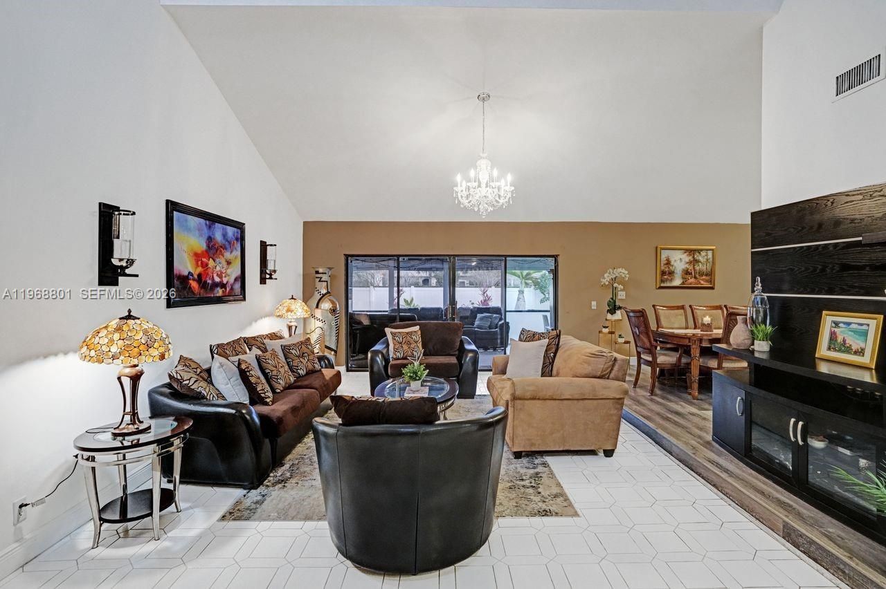 8084 Buttonwood Cir, Tamarac, FL 33321 Photo