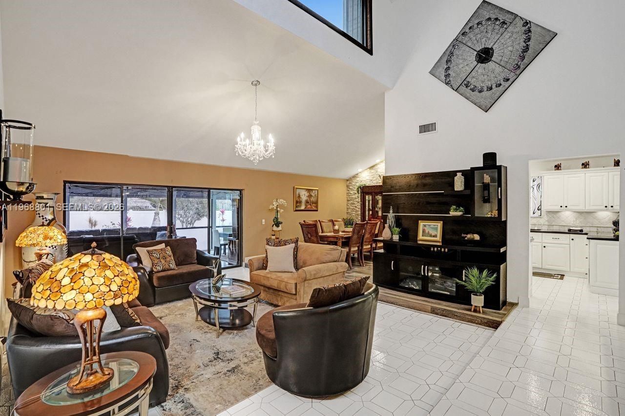 8084 Buttonwood Cir, Tamarac, FL 33321 Photo