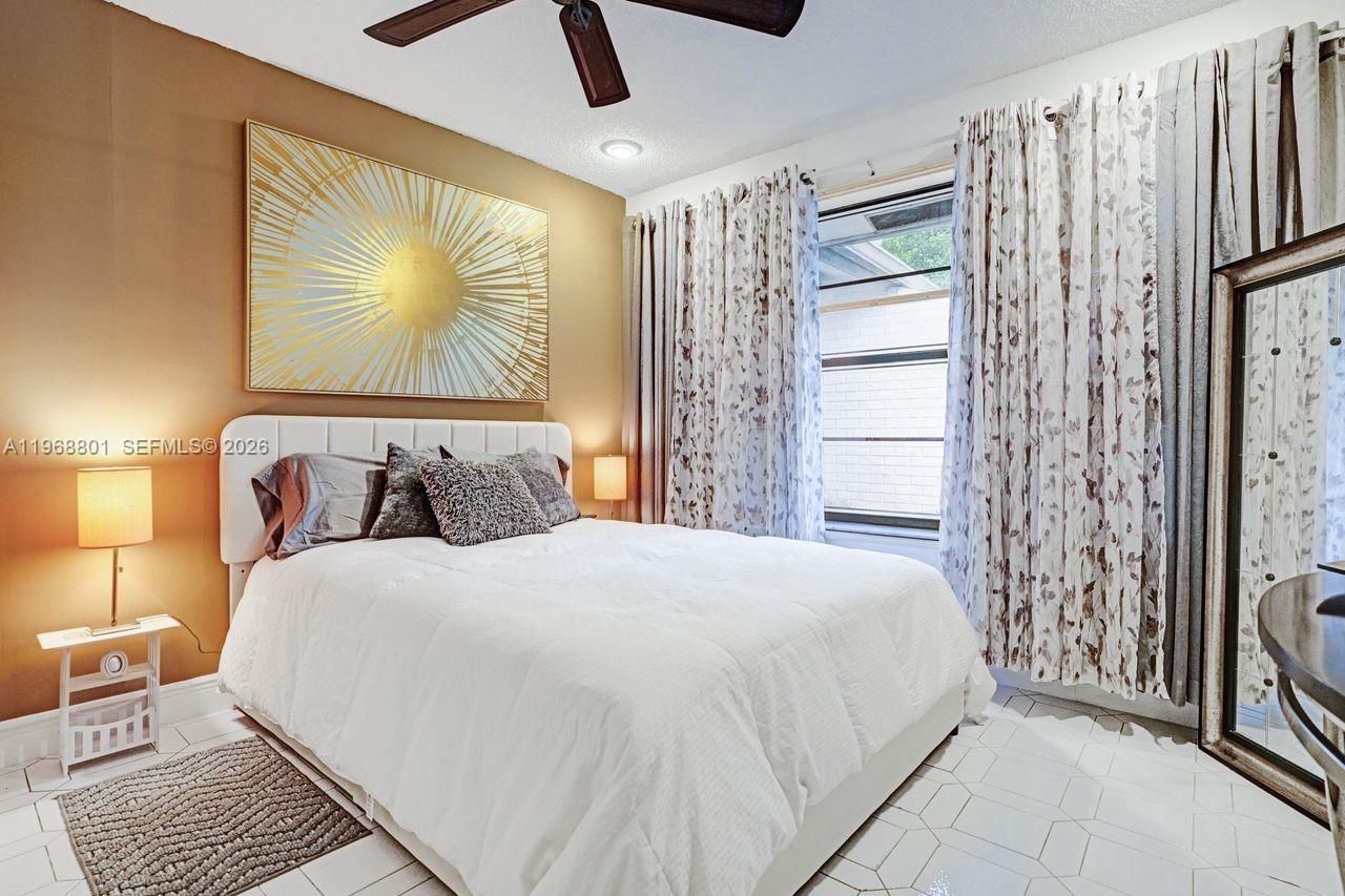 8084 Buttonwood Cir, Tamarac, FL 33321 Photo